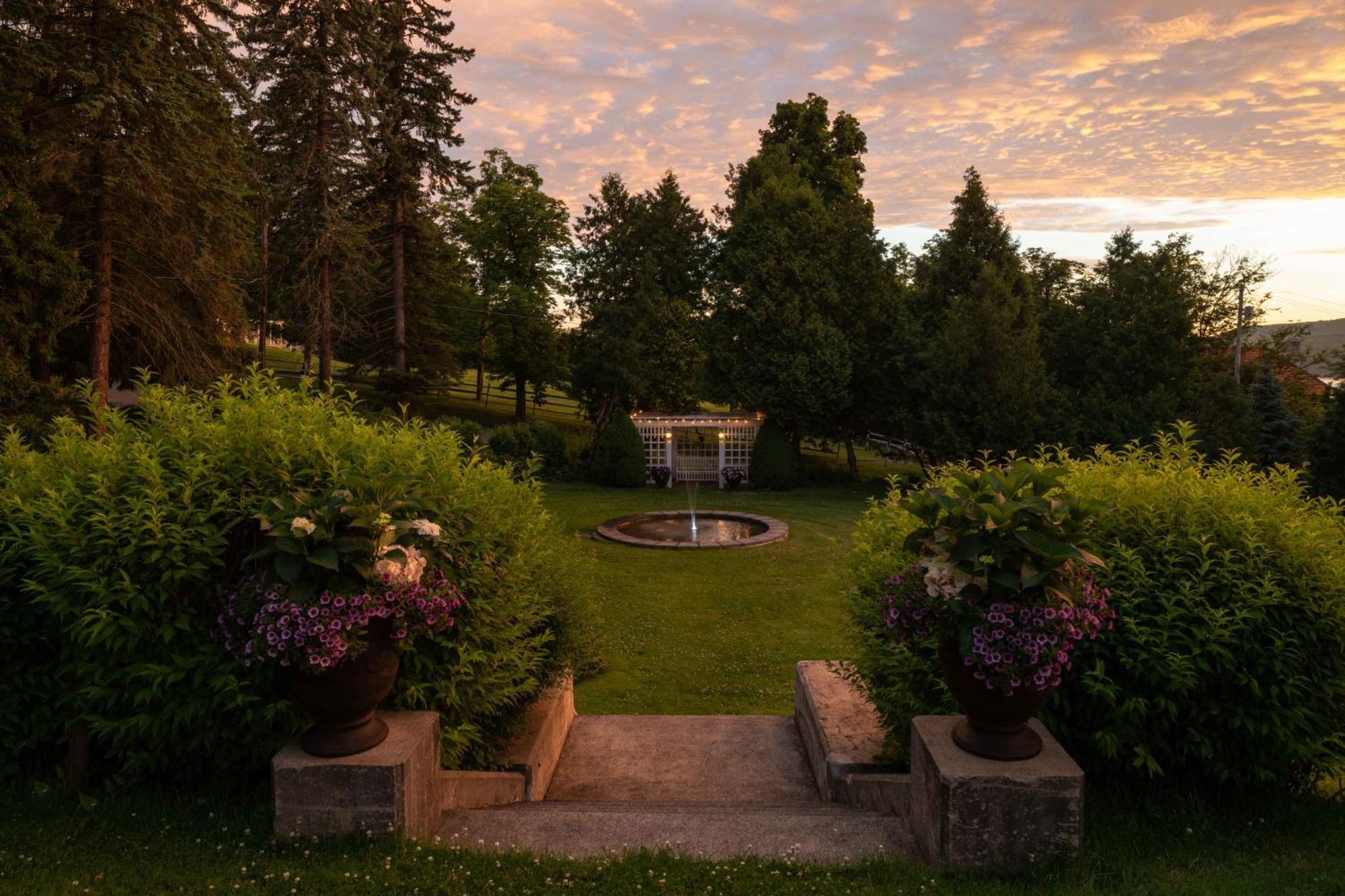 Idlwilde Inn Watkins Glen Dış mekan fotoğraf